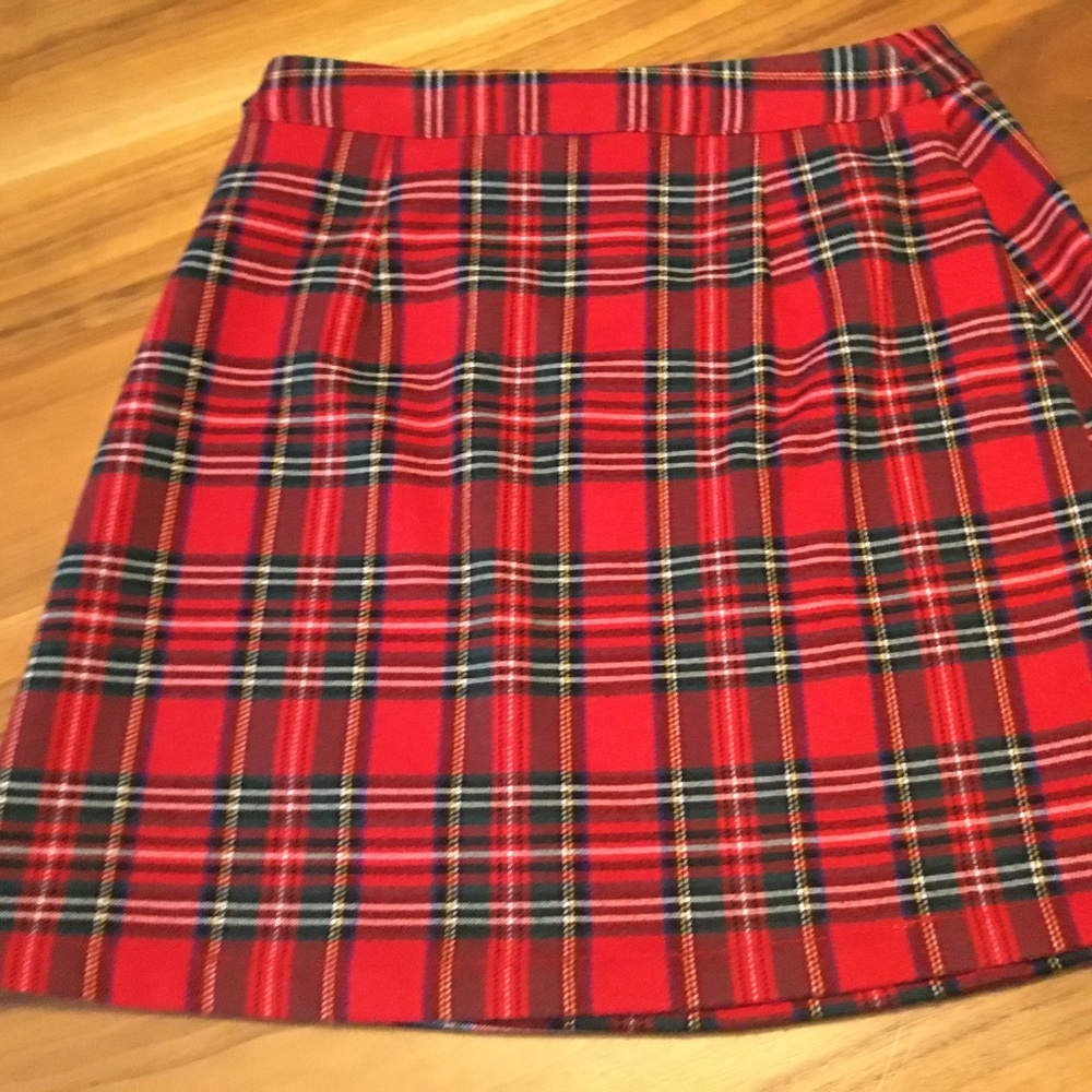 Brandy Melville - John Galt plaid skirt